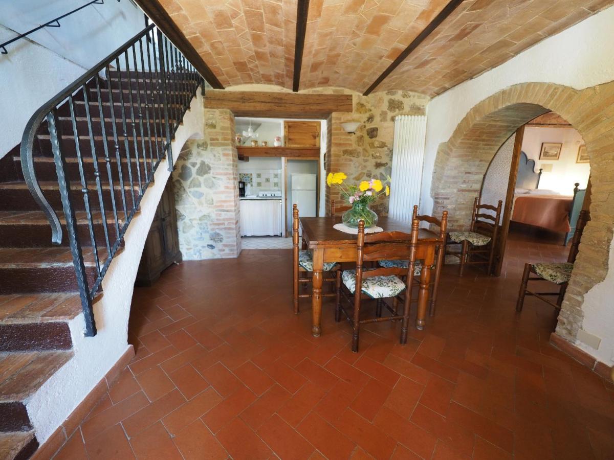 Sassi Bianchi Guest House Sensano Bagian luar foto