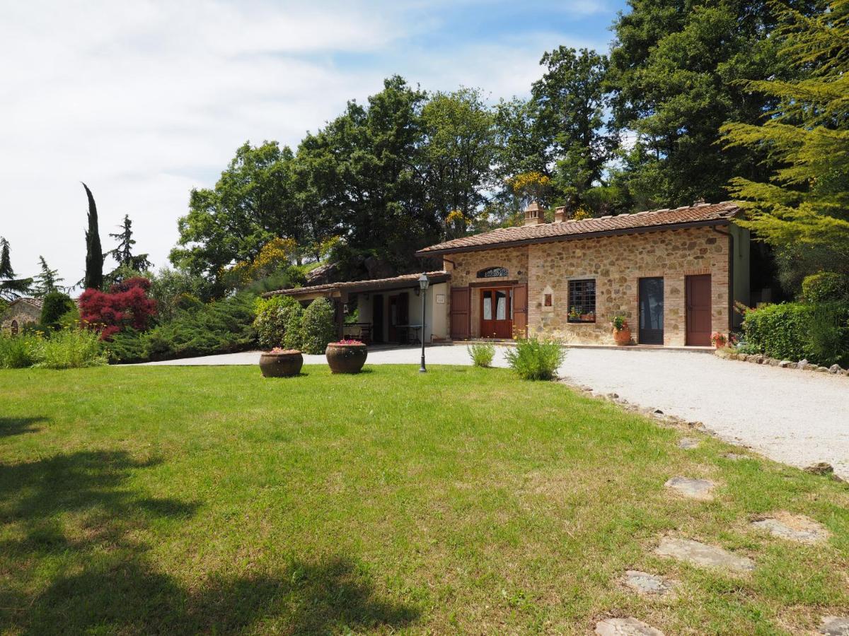 Sassi Bianchi Guest House Sensano Bagian luar foto