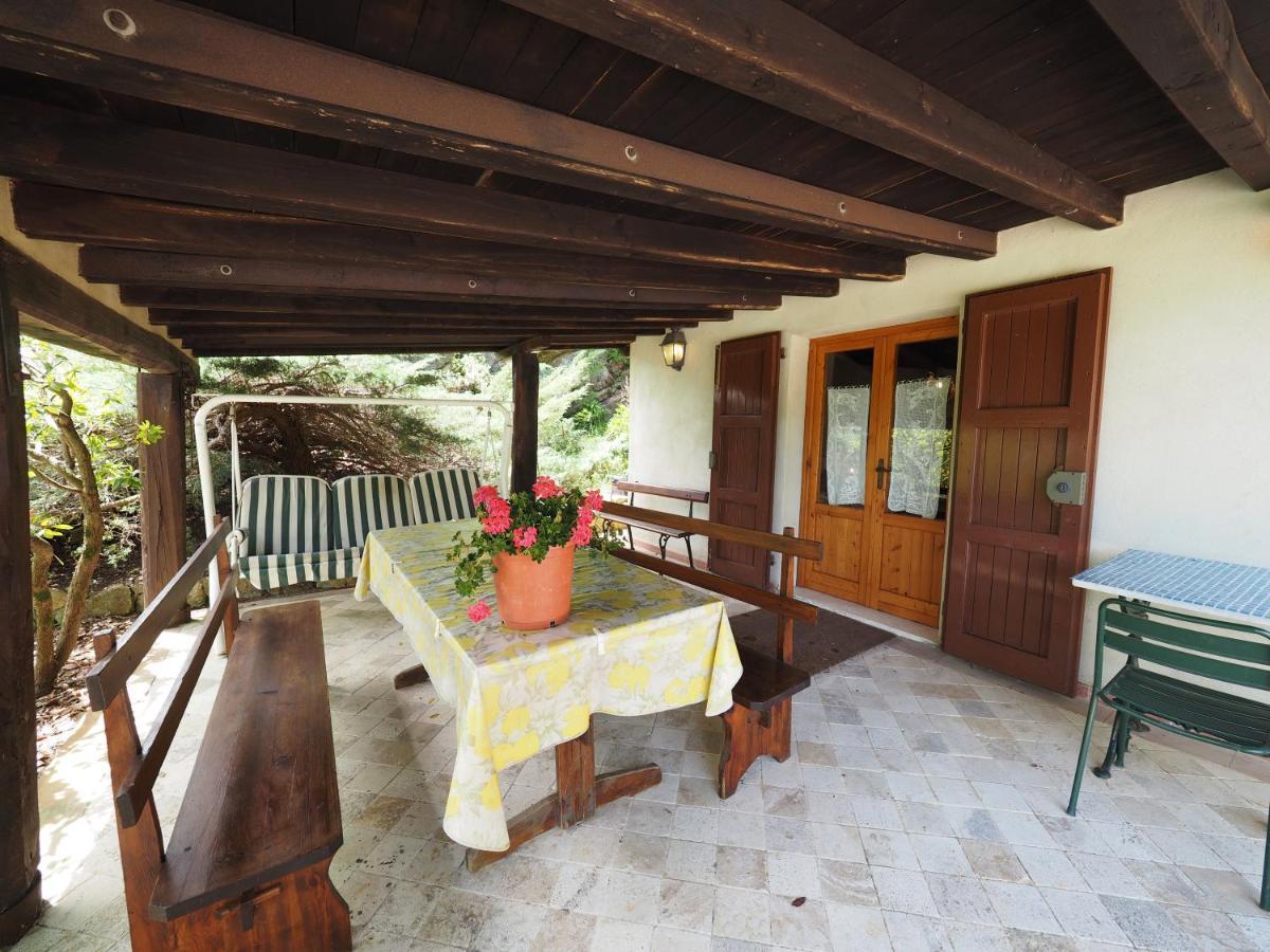Sassi Bianchi Guest House Sensano Bagian luar foto